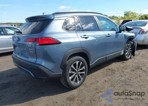 2023 Toyota Corolla Cross Xle z USA, uszkodzony, nr VIN 7MUEAABG6PV066987